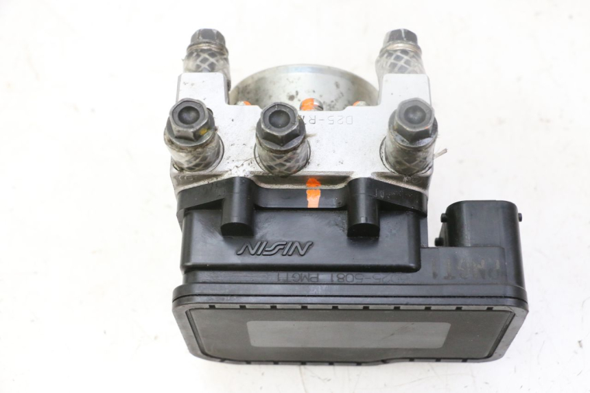 photo de ABS PUMP PEUGEOT SATELIS 125 (2013 - 2018) - Zoom on usage condition