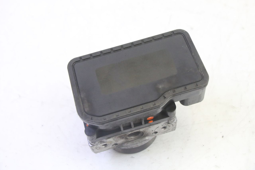 photo de ABS PUMP PEUGEOT SATELIS 125 (2010 - 2012) - Fixing points details