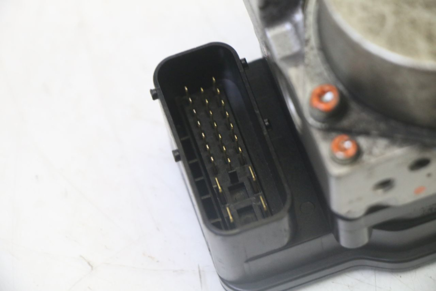 photo de ABS PUMP PEUGEOT SATELIS 125 (2013 - 2018) - Alternative perspective