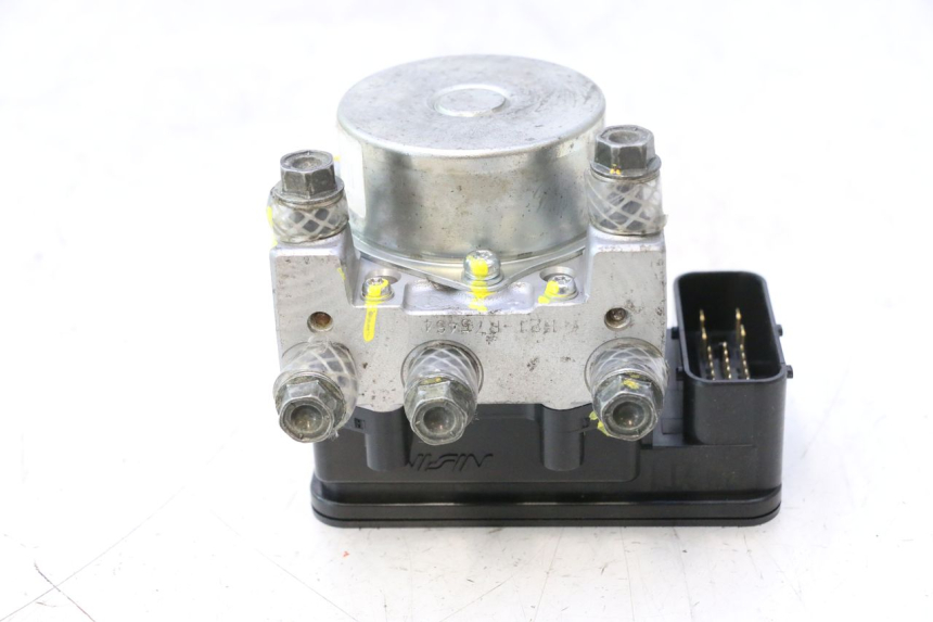 photo de ABS PUMP PEUGEOT SATELIS 125 (2013 - 2018) - Distinctive features