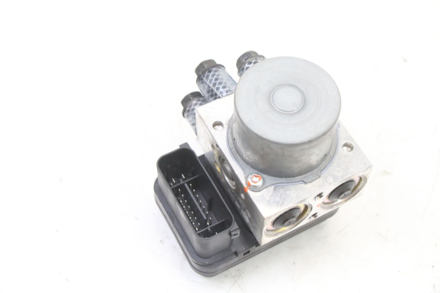 photo de ABS PUMP YAMAHA TRACER 7 700 (2020 - 2024) - Fixing points details
