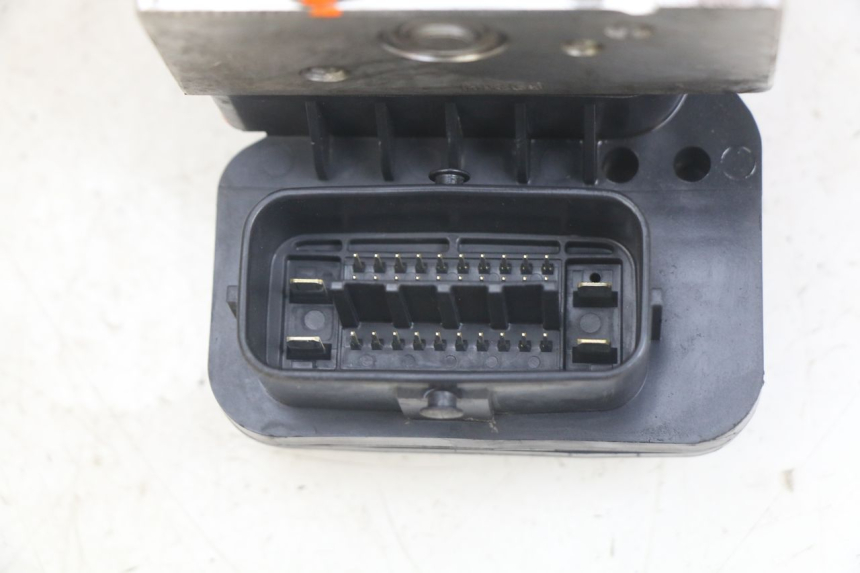 photo de ABS PUMP YAMAHA X-MAX XMAX 125 (2010 - 2013) - Checked used part