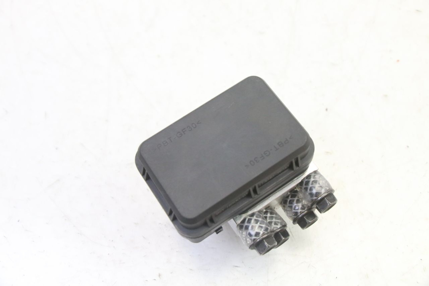 photo de ABS PUMP YAMAHA XMAX X-MAX 125 (2021 - 2025) - Surface and material condition