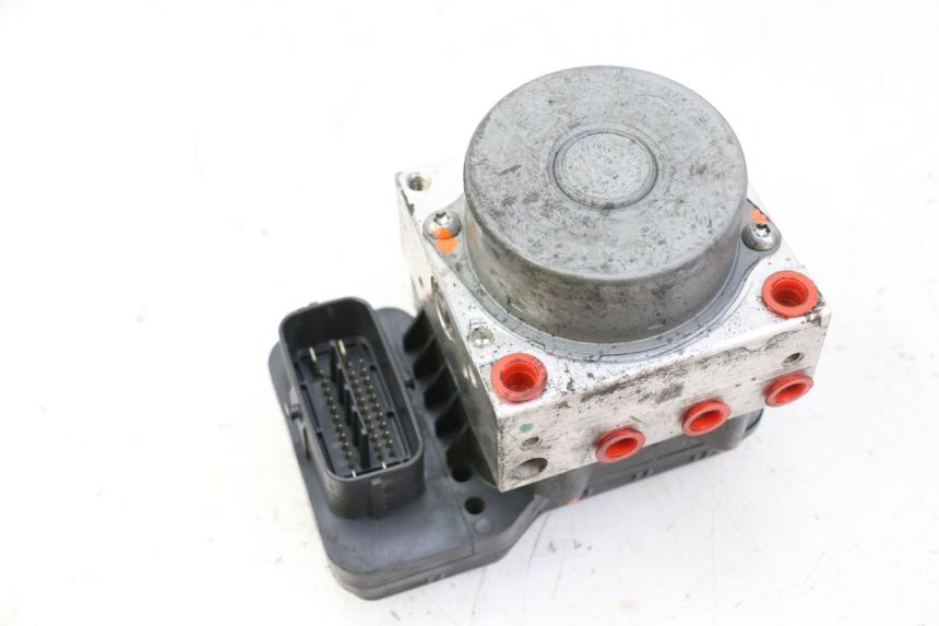 photo de ABS PUMP YAMAHA XJ6 ABS 600 (2008 - 2016) - Supplementary product photo