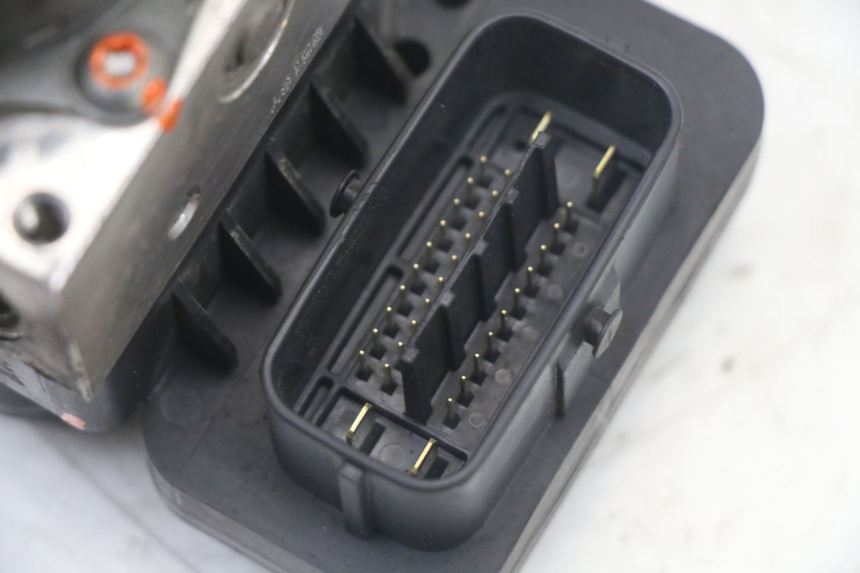 photo de ABS PUMP YAMAHA X-MAX XMAX ABS 250 (2010 - 2014) - Product overview