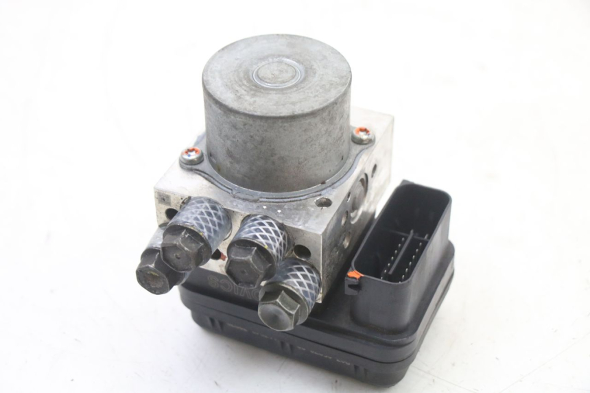 photo de ABS PUMP YAMAHA YP T-MAX TMAX 530 (2017 - 2020) - Main view