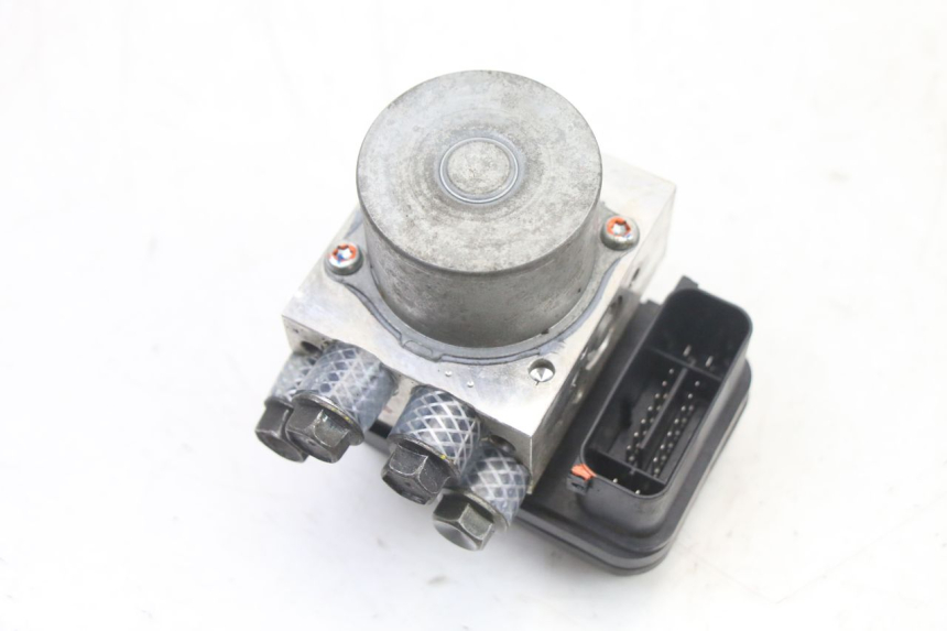 photo de ABS PUMP YAMAHA YP T-MAX TMAX 530 (2017 - 2020) - Component detail