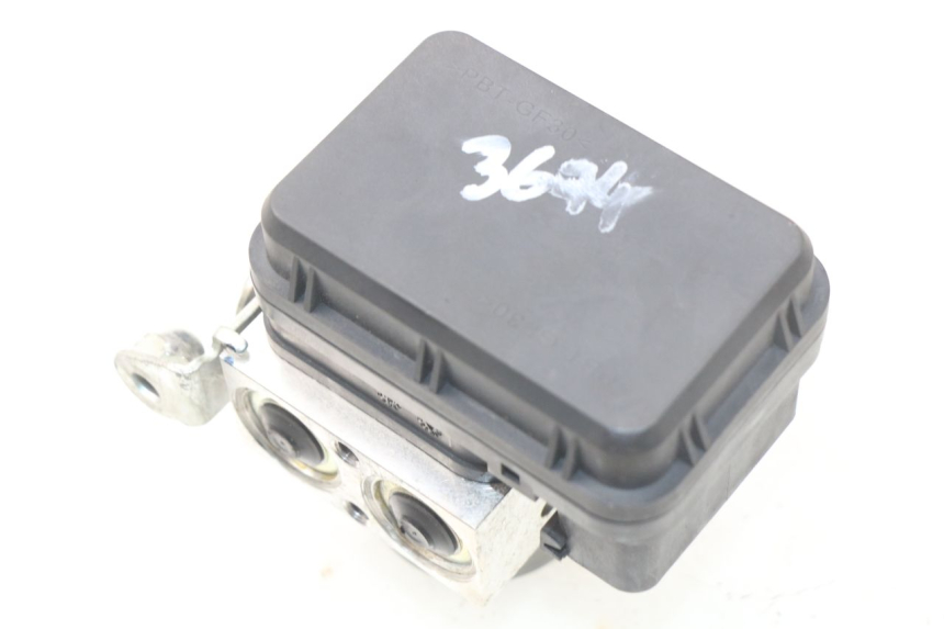 photo de ABS PUMP YAMAHA YP T-MAX TMAX 530 (2017 - 2020) - Fixing points details