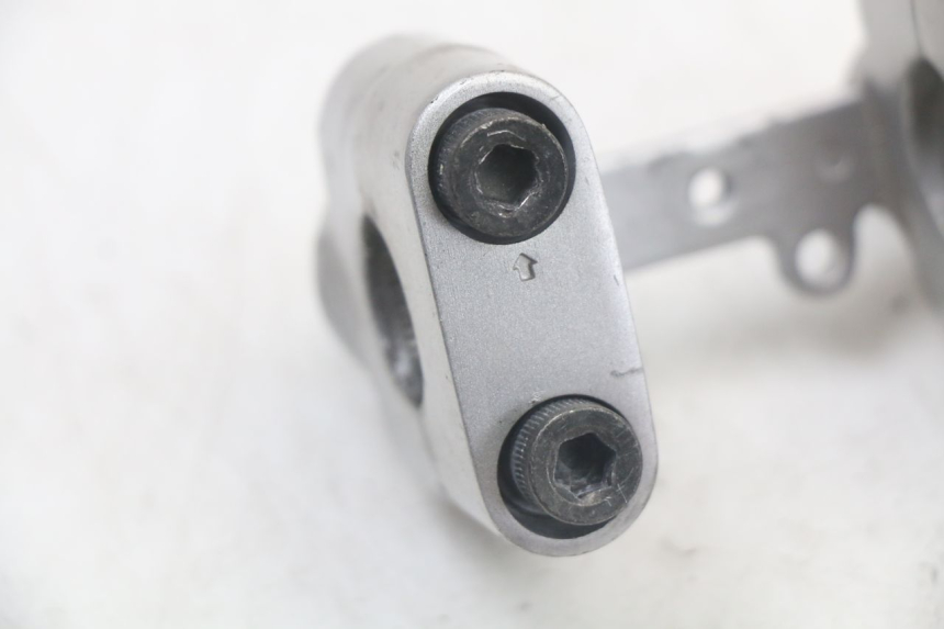 photo de HANDLEBAR RISER YAMAHA BW'S BWS 125 (2010 - 2013) - Zoom on usage condition