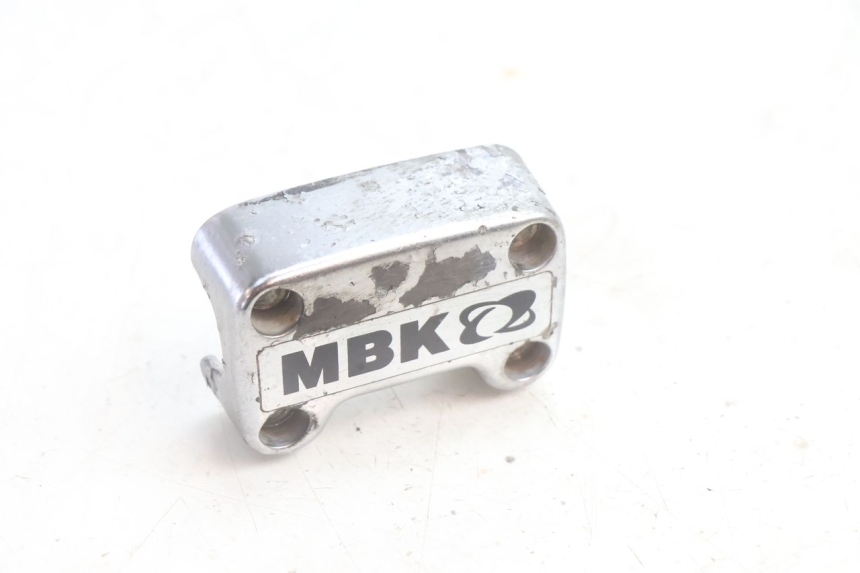 photo de HANDLEBAR RISERS MBK DAKOTA 50 (2003 - 2008) - Component detail