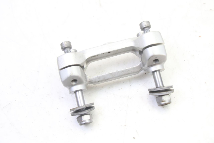 photo de HANDLEBAR RISERS BMW G310 R 310 (2016 - 2020) - Alternative perspective