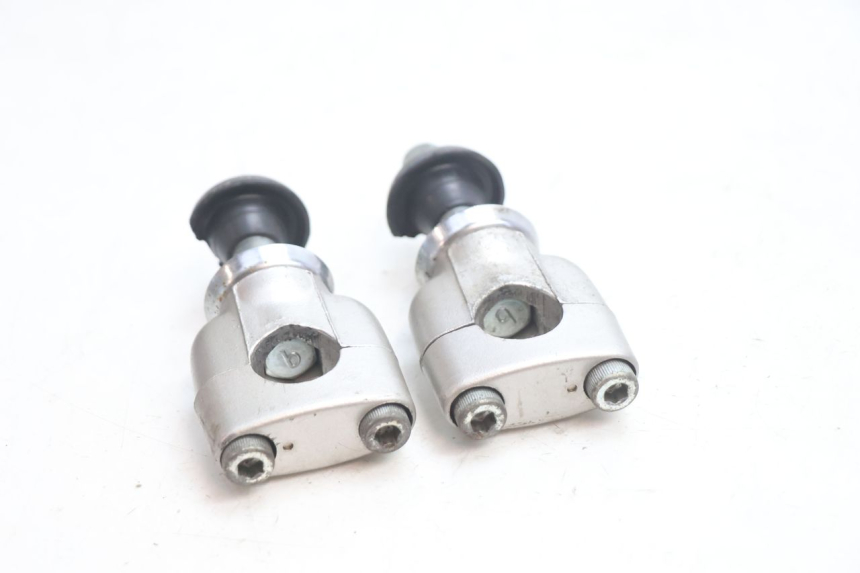 photo de HANDLEBAR RISERS SUZUKI GSF N BANDIT 1200 (2001 - 2005) - Zoom on usage condition