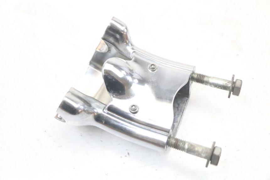 photo de HANDLEBAR RISERS HARLEY DAVIDSON SPORTSTER XL CUSTOM 883 (1999 - 2006) - Component detail