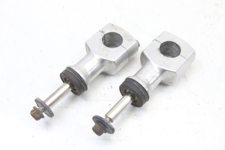 photo de HANDLEBAR RISERS HONDA VT C2 SHADOW 750 (1997 - 2001) - Product overview