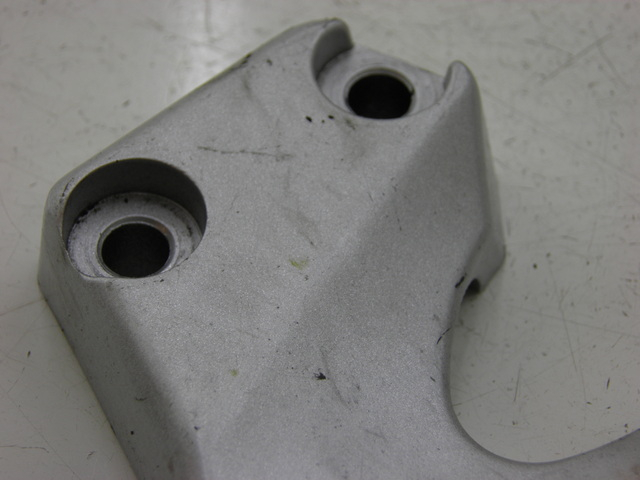 photo de HANDLEBAR RISERS KYMCO QUANNON NAKED 125 (2010) - Component detail