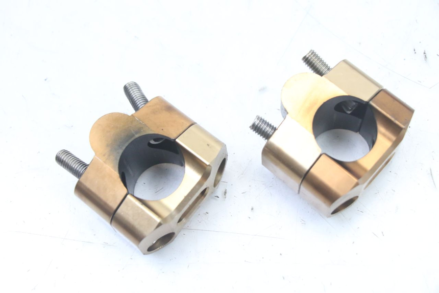 photo de HANDLEBAR RISERS MBK X-LIMIT XLIMIT 50 (2007 - 2012) - Alternative perspective