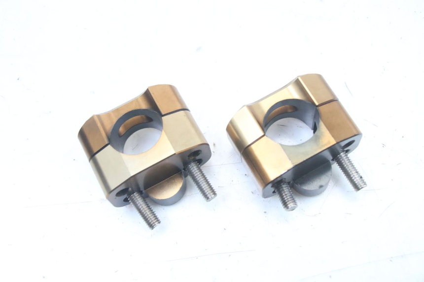 photo de HANDLEBAR RISERS MBK X-LIMIT XLIMIT 50 (2007 - 2012) - Technical close-up