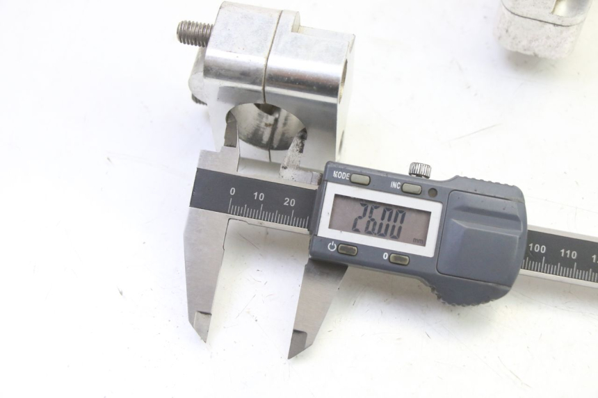 photo de HANDLEBAR RISERS RIEJU MRT 50 (2018 - 2021) - Product overview