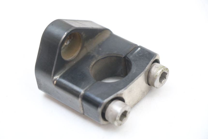 photo de HANDLEBAR RISERS ASTOR ORCAL 125 (2015 - 2017) - Technical close-up