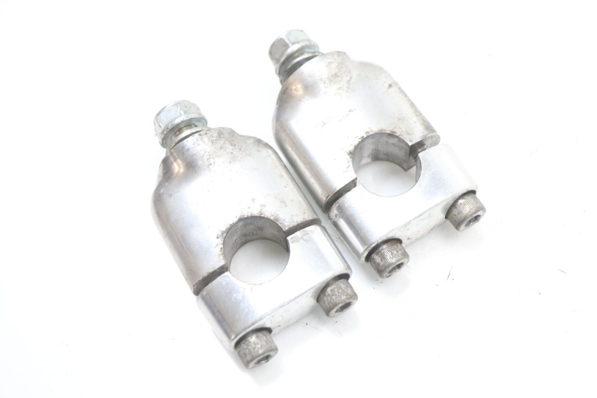 photo de HANDLEBAR RISERS HONDA PCX (JF28) 125 (2009 - 2011) - Zoom on usage condition