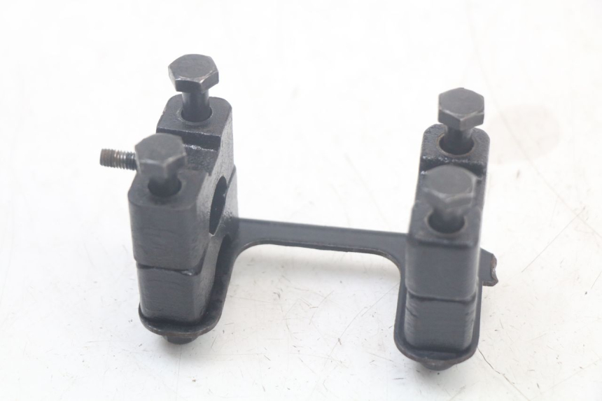 photo de HANDLEBAR RISER HYTRACK ST 170 (2020 - 2024) - Component detail