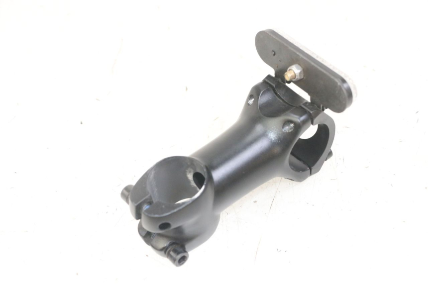 photo de HANDLEBAR CLAMP NAMI STELLAR 1 - Component detail