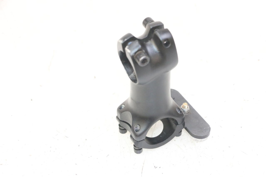 photo de HANDLEBAR CLAMP NAMI STELLAR 1 - Zoom on usage condition