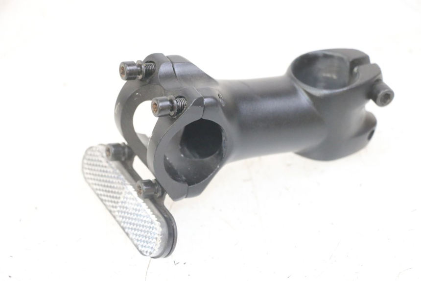 photo de HANDLEBAR CLAMP NAMI STELLAR 1 - Technical close-up