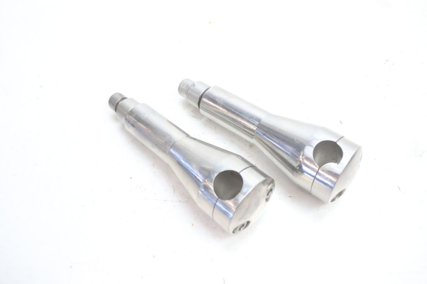 photo de HANDLEBAR RISERS BOOM TRIKE FUN 500 (2004 - 2010) - Zoom on usage condition