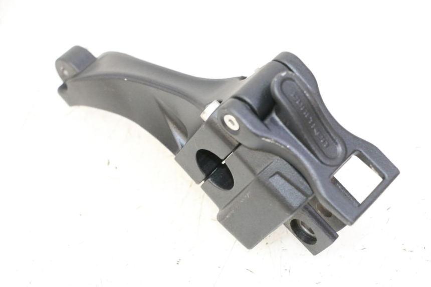 photo de HANDLEBAR RISERS DUALTRON VICTOR LIMITED 1 - Main view