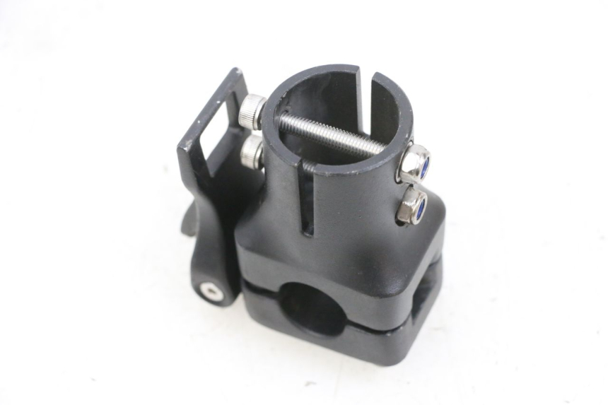 photo de HANDLEBAR RISERS DUALTRON VICTOR LIMITED 1 - Zoom on usage condition