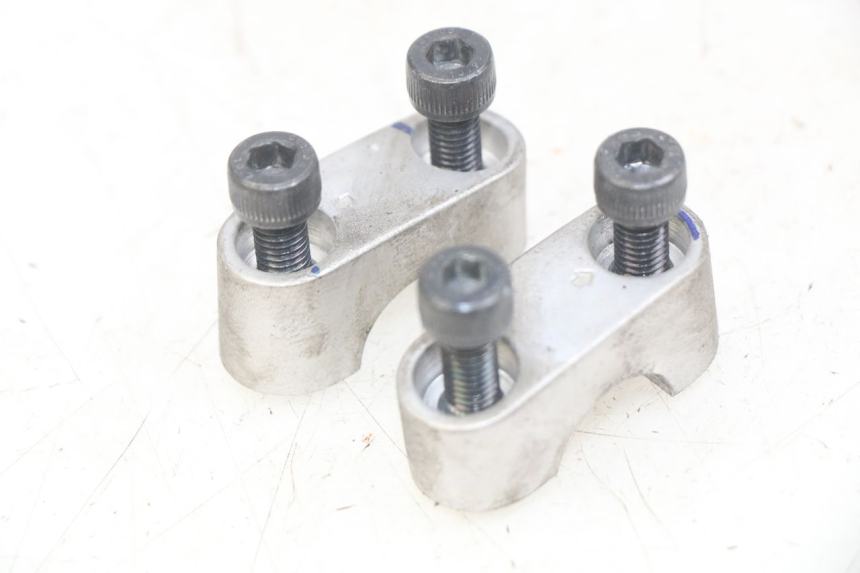 photo de HANDLEBAR RISER YAMAHA X-MAX XMAX 125 (2010 - 2013) - Main view