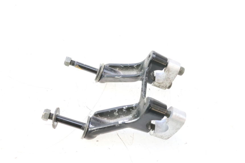 photo de HANDLEBAR RISERS YAMAHA XP T-MAX ABS 500 (2005 - 2005) - Alternative perspective