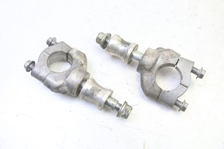 photo de HANDLEBAR RISERS YAMAHA YZ 85 (2022 - 2025) - Alternative perspective