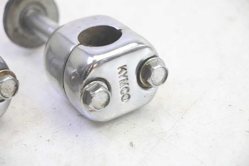photo de HANDLEBAR RISERS KYMCO ZING 125 (1997 - 2003) - Alternative perspective