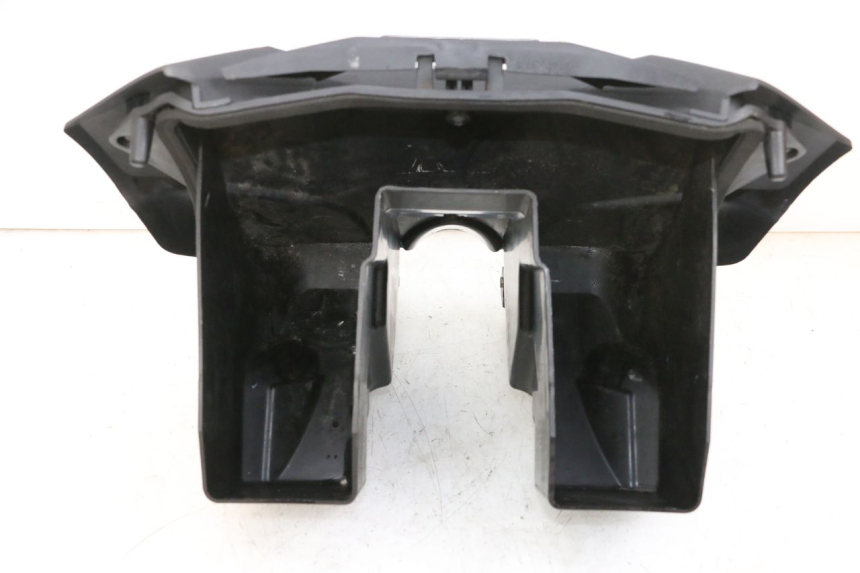 photo de GLOVEBOX DOOR ADIVA AD3 300 (2014 - 2020) - Technical close-up