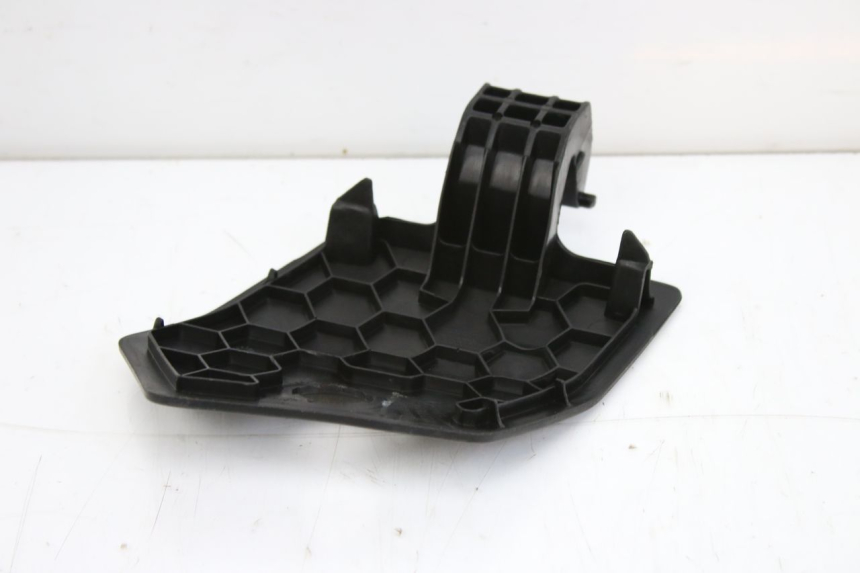 photo de GLOVE BOX DOOR PEUGEOT CITYSTAR 50 (2013 - 2017) - Alternative perspective