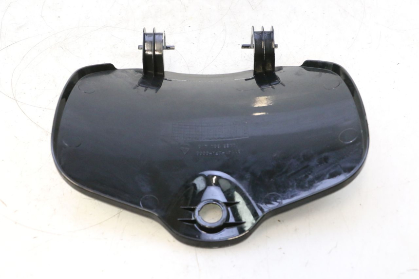 photo de GLOVEBOX DOOR SYM FIDDLE 3 III 50 (2014 - 2020) - Alternative perspective