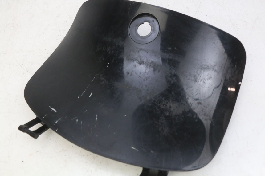 photo de GLOVE BOX DOOR MBK FLIPPER 50 (2004 - 2012) - Component detail