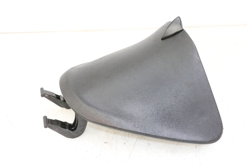 photo de GLOVEBOX DOOR PIAGGIO LIBERTY IGET 4T 50 (2021 - 2025) - Alternative perspective