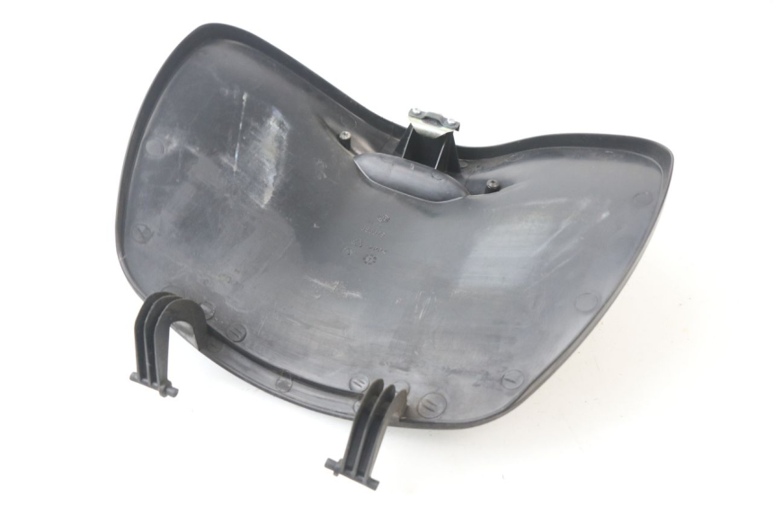 photo de GLOVEBOX DOOR PIAGGIO LIBERTY 125 (2009 - 2013) - Zoom on usage condition