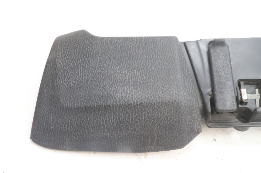 photo de GLOVEBOX DOOR PIAGGIO MP3 500 (2016 - 2018) - Component detail