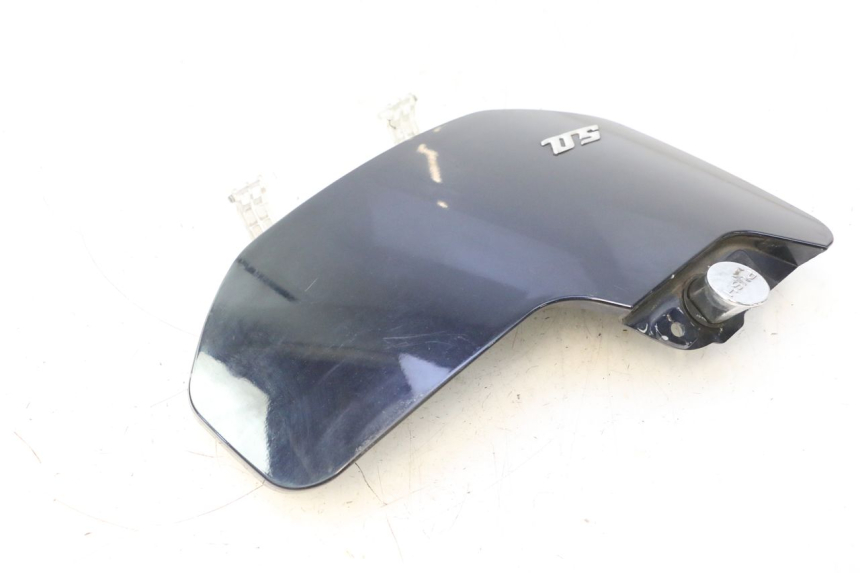 photo de GLOVEBOX DOOR KYMCO LIKE 4T 50 (2019 - 2025) - Fixing points details