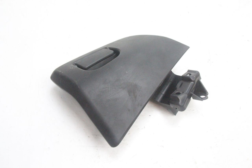 photo de GLOVEBOX DOOR HONDA PCX (JF28) 125 (2009 - 2011) - Component detail