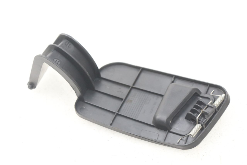 photo de GLOVEBOX DOOR DAELIM S4 50 (2010 - 2015) - Zoom on usage condition