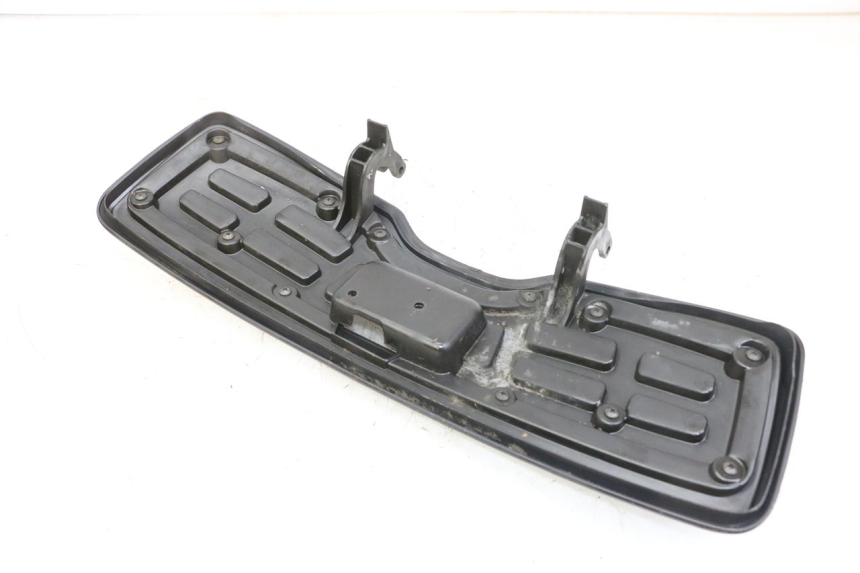 photo de GLOVE BOX DOOR SUZUKI BURGMAN 125 (2007 - 2014) - Component detail