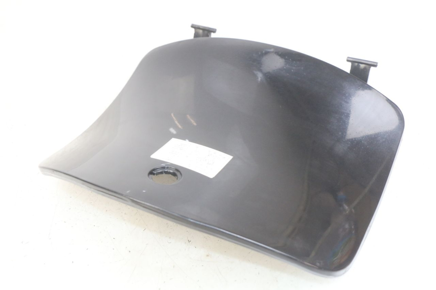 photo de GLOVE BOX DOOR YIYING YY125T 125 (2006 - 2014) - Fixing points details