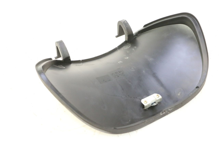 photo de GLOVEBOX DOOR PIAGGIO ZIP 2T 50 (2009 - 2019) - Zoom on usage condition