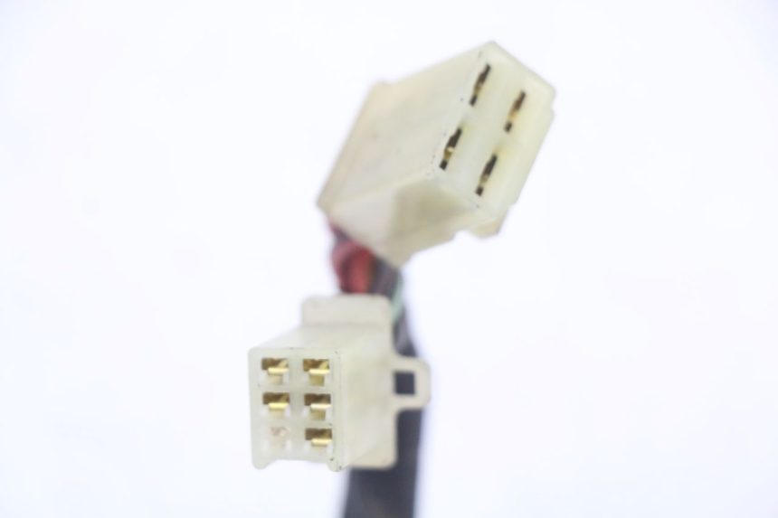 photo de FUSE HOLDER HONDA FES PANTHEON 2T 125 (1998 - 2002) - Technical close-up