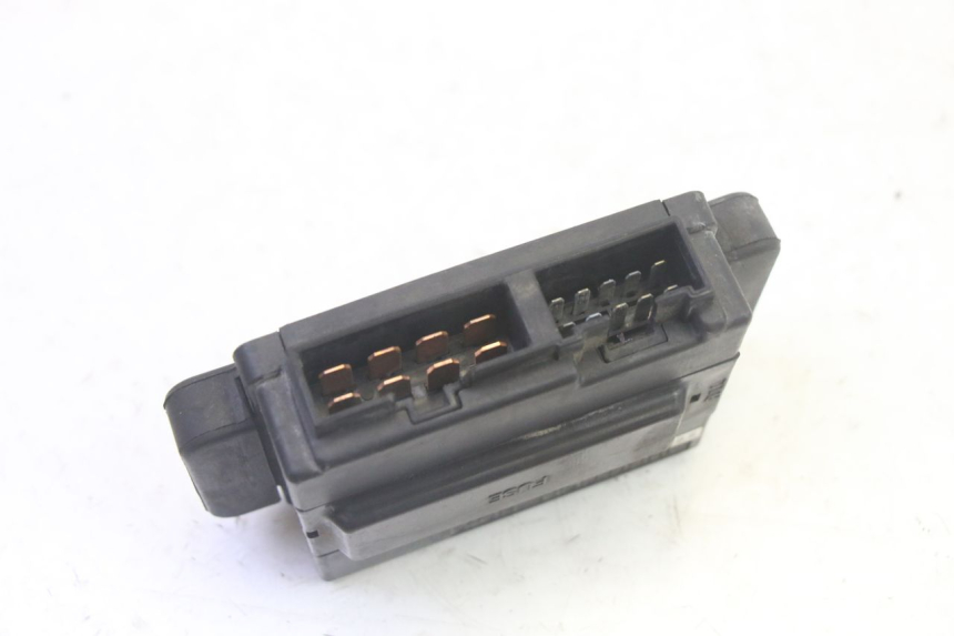 photo de FUSE BOX KAWASAKI GPX R WARBIRD 600 (1988 - 1993) - Alternative perspective